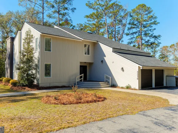 3328 Plantation Dr, Valdosta, GA 31605