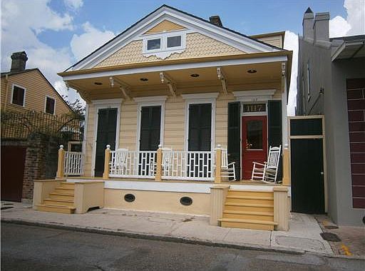 2nd image of 1117 Burgundy St
