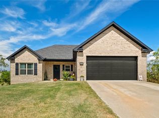 17 Dugan Cir, Bella Vista, AR 72715