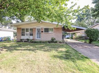 1355 Ensenada Dr, Florissant, MO 63031