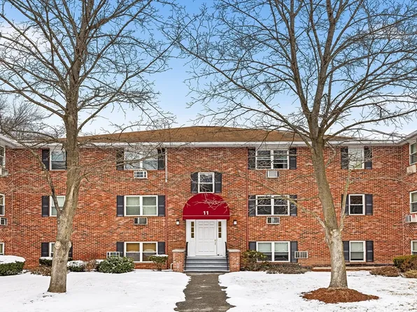 11 Cross St APT 5, North Chelmsford, MA 01863