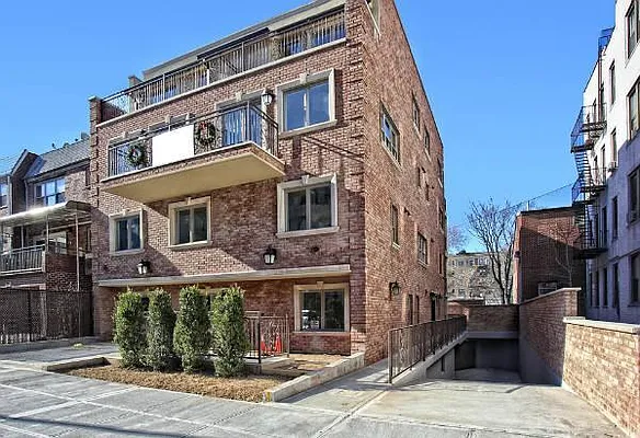 Rented by Astoria NY Condos | media 17