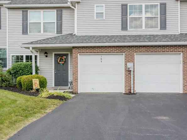 169 Peregrine Ln, Hummelstown, PA 17036