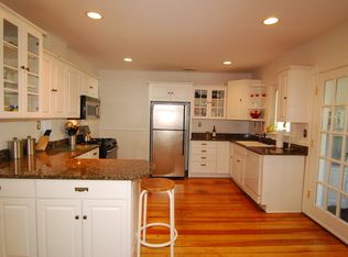 11 Catherine Ln, Morristown, NJ 07960