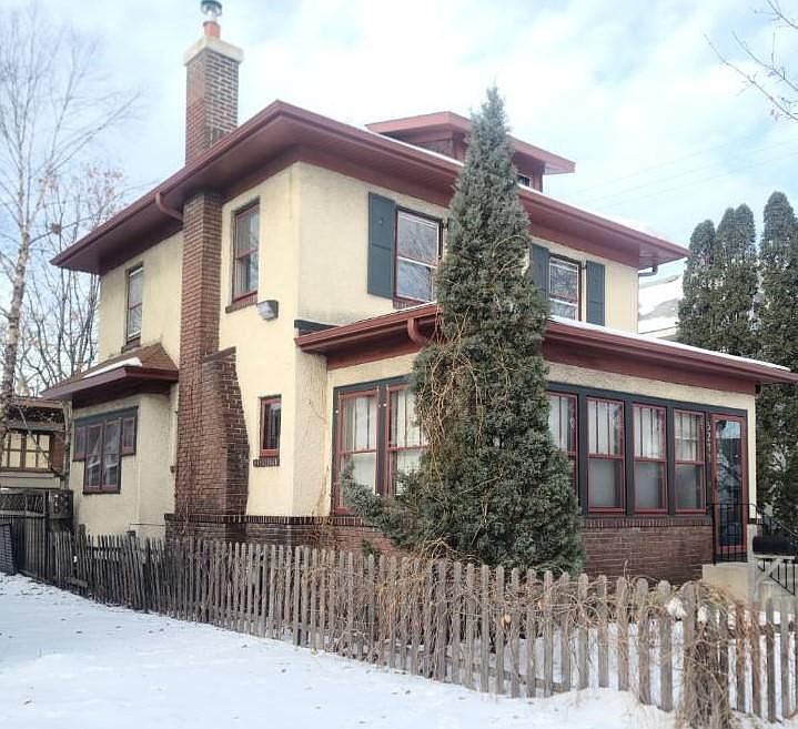 1st image of 3244 Pillsbury Ave