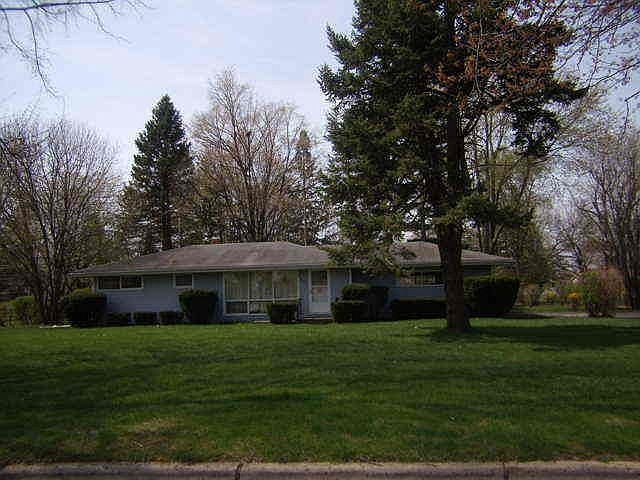 1st image of 915 River Acres Dr