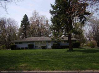 915 River Acres Dr, Tecumseh, MI 49286