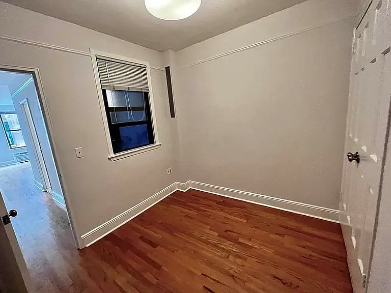 443 W 56th St #2P — Photo 3