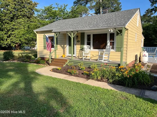 209 E Franklin Street, Spring Hope, NC 27882