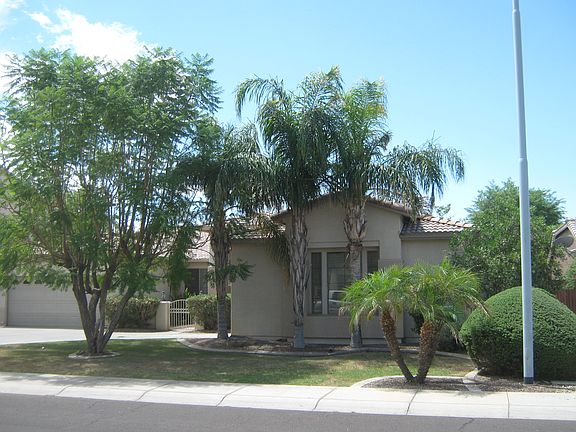 2nd image of 2045 E County Down Dr