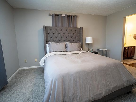 2nd image of 5470 Asbury Lake Dr Unit 27