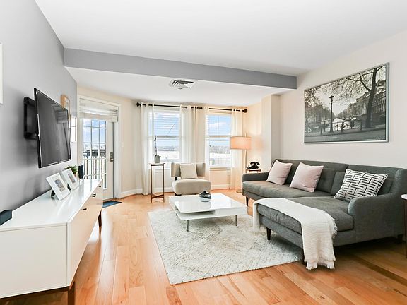2nd image of 10 Seaport Dr APT 2502