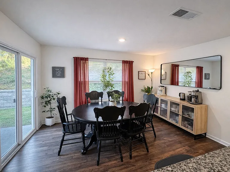3308 Harmony Ct NE — Photo 7