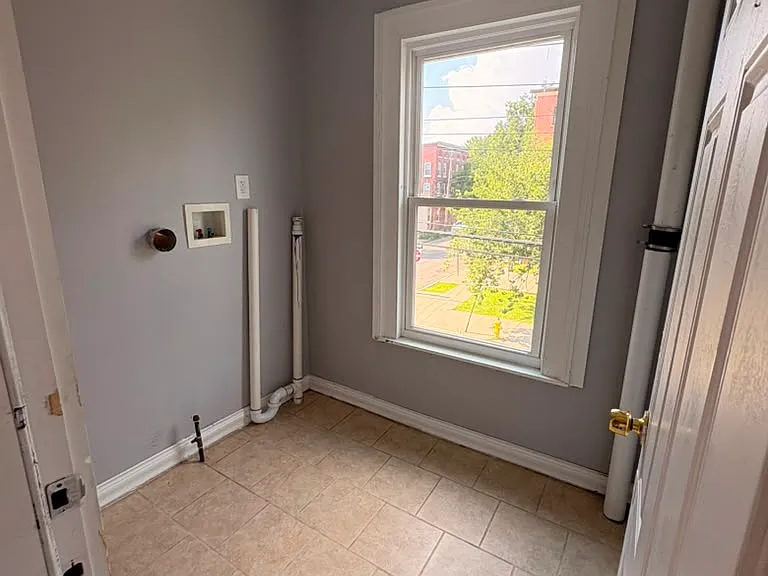 90 Rosette St #2 — Photo 8