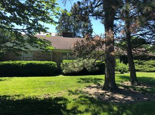 747 Windsor Rd, Glenview, IL 60025