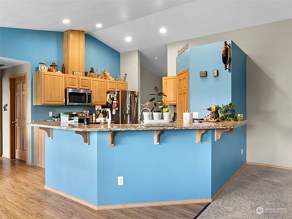5th image of 18138 Gilbert Avenue SE