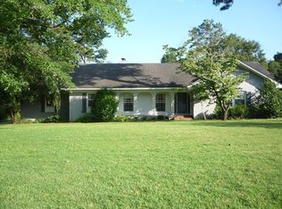 704 Rosemont Dr, Dothan, AL 36303