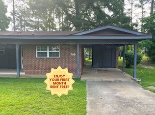 706 Olmstead St, Warner Robins, GA 31098