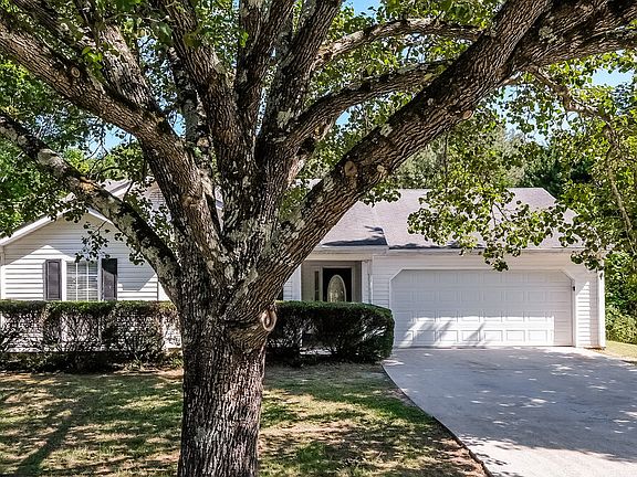 3rd image of 3869 Deaton Rd