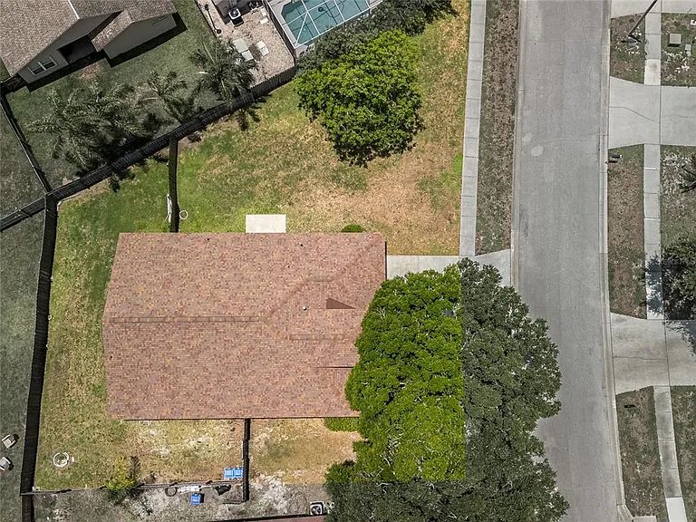 1407 Wakefield Dr — Photo 37