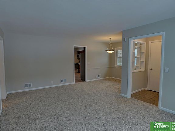 5th image of 5409 N 49th St