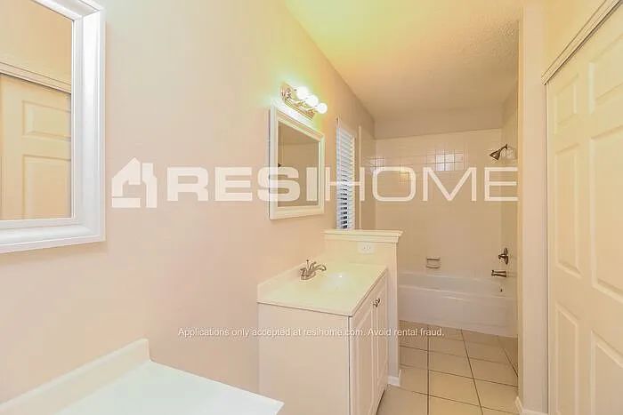 2621 Galemeadow Dr — Photo 13