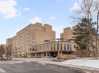 326 Major Mackenzie Dr E #807, Richmond Hill, ON L4C 8T4