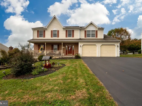 1052 Boeshore Cir, Reading, PA 19605
