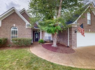 733 Willow Cove Dr, Murfreesboro, TN 37128