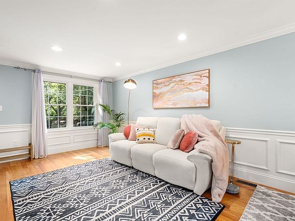 2nd image of 34 Washington St #34