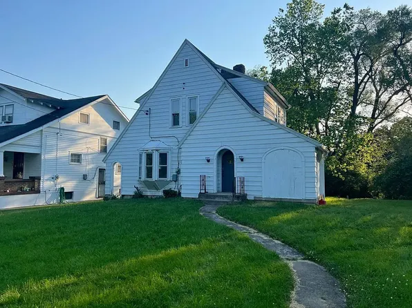 1045 Philadelphia Dr, Dayton, OH 45402