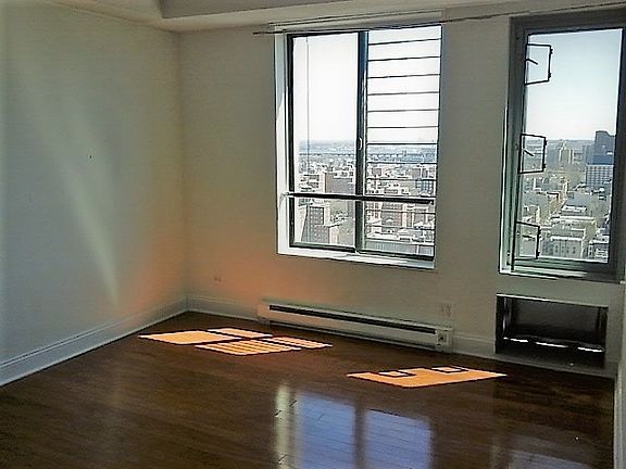 3rd image of 1295 5th Ave APT 9H