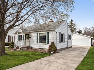 904 Liberty St, Green Bay, WI 54304