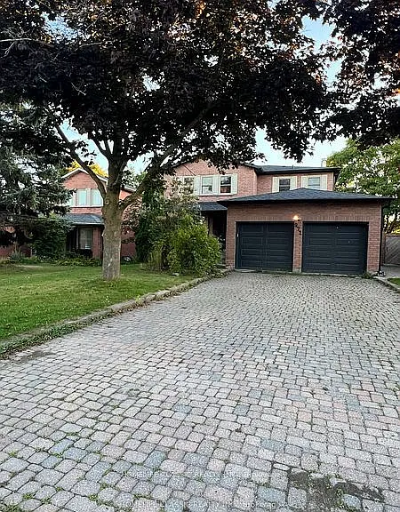 972 Krista Ct #MAIN FLOOR — Photo 1