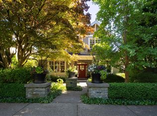 4256 W 14th Ave, Vancouver, BC V6R 2X8