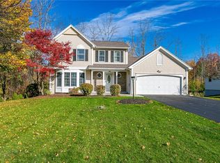 1050 High Vista Trl E, Webster, NY 14580