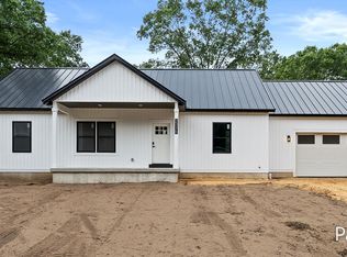 2336 Macarthur Rd, Muskegon, MI 49442