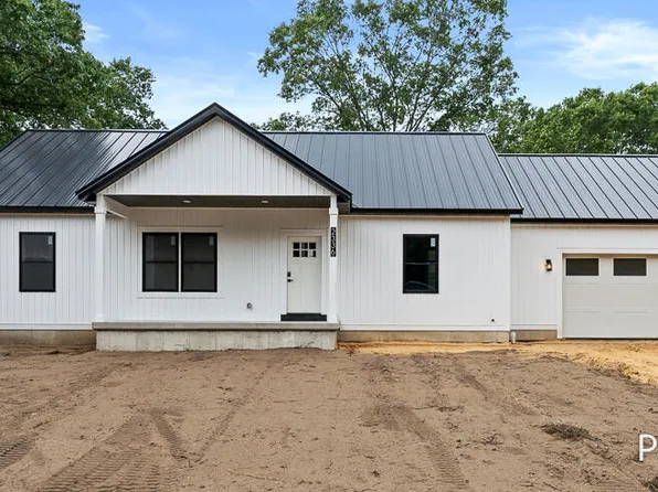 2336 Macarthur Rd, Muskegon, MI 49442