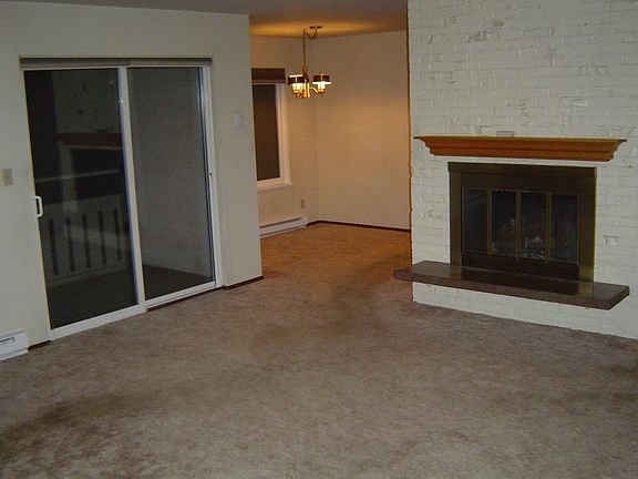 Living Room Empty