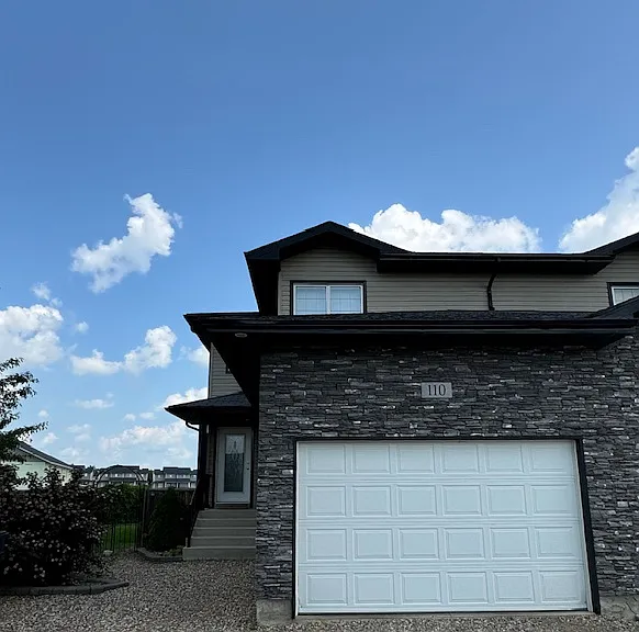 110 Meadowlark Park — Photo 2