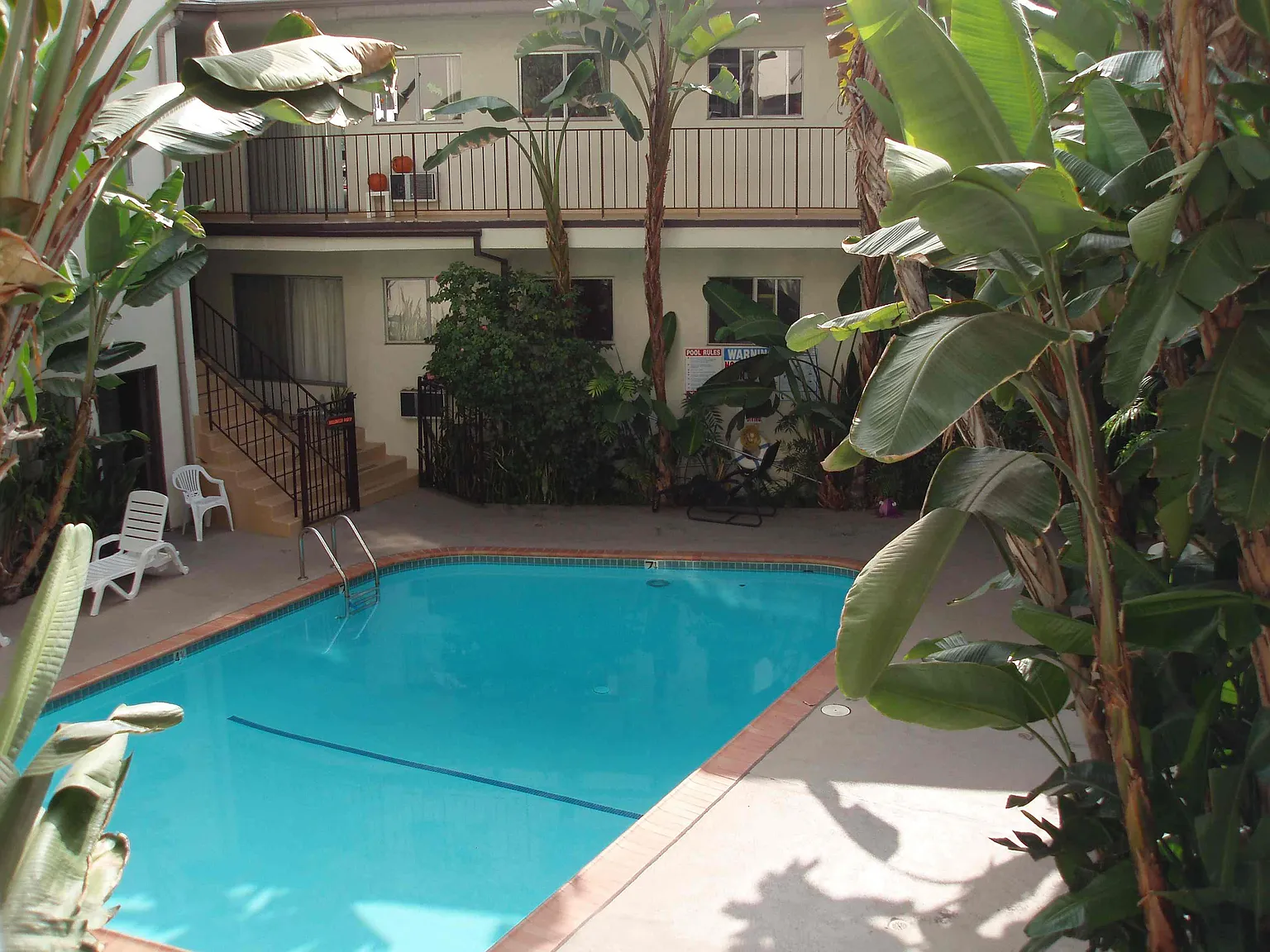 930 Westbourne Drive — Photo 2