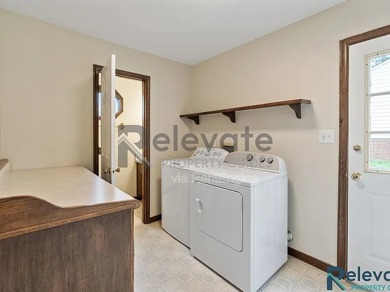 7516 Flag Tail Dr — Photo 10