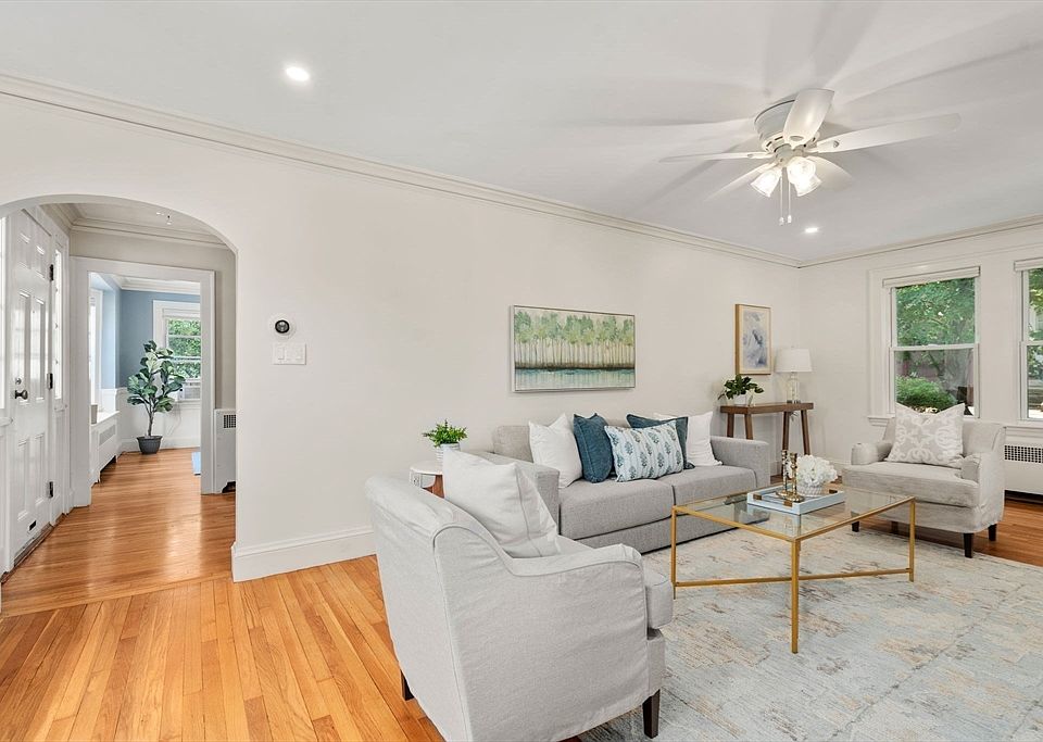 1st image of 14 Rendall Rd