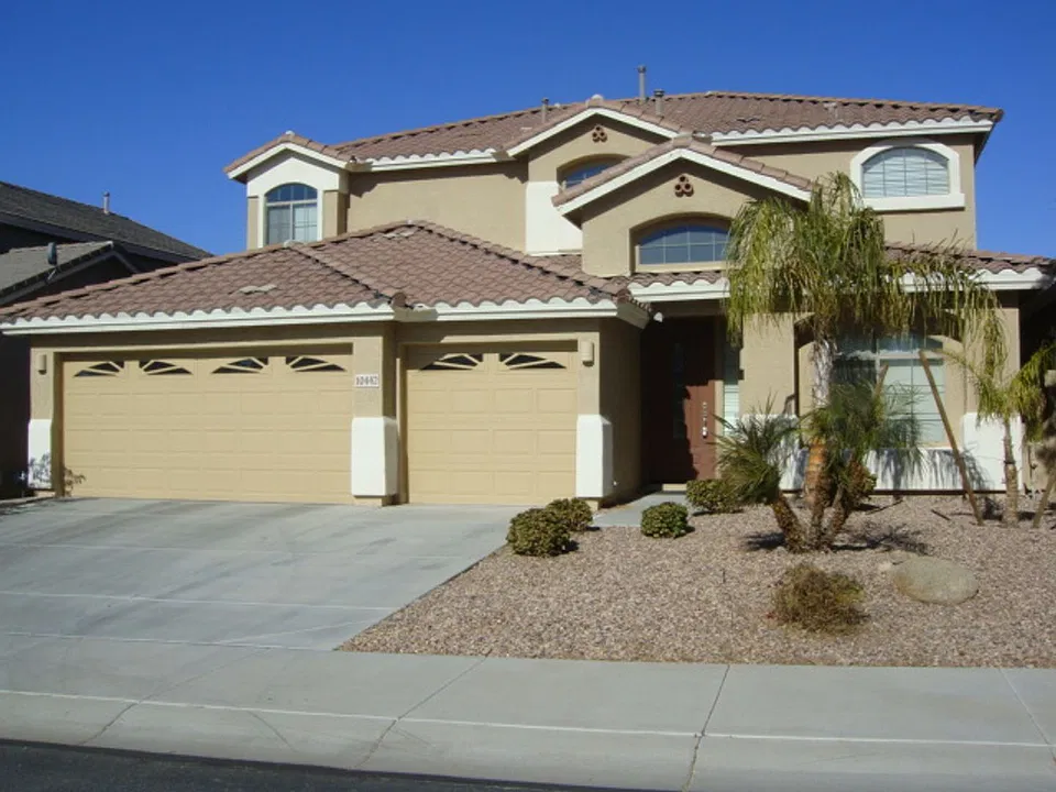 10442 W Los Gatos Dr