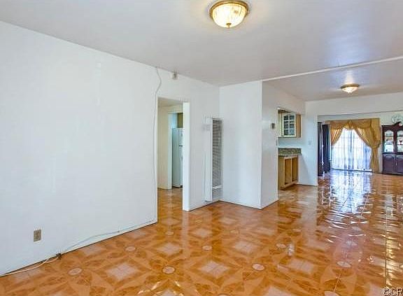 3rd image of 11511 Gwynne Ave
