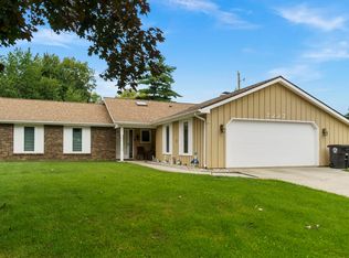 7227 Mowhawa Dr, Fort Wayne, IN 46815