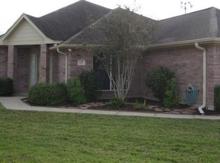 125 Tradewind Dr, Victoria, TX 77904