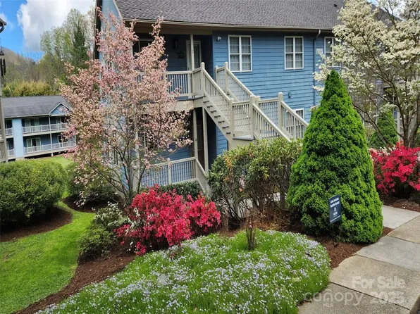 65 Tri Vista Dr #804, Lake Junaluska, NC 28745