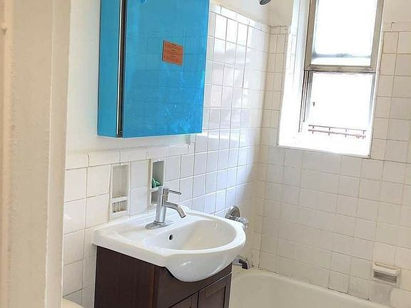 2nd image of 1600 Caton Ave #66
