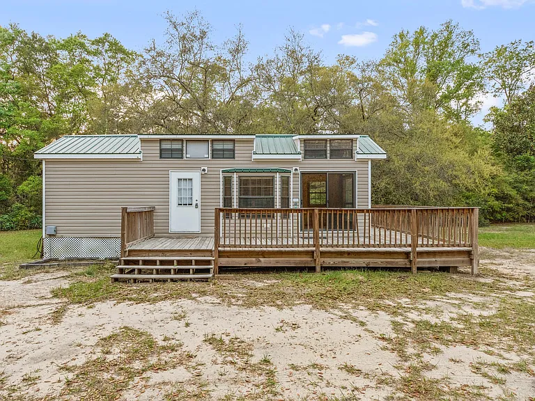 1683 County Highway 83A W — Photo 2